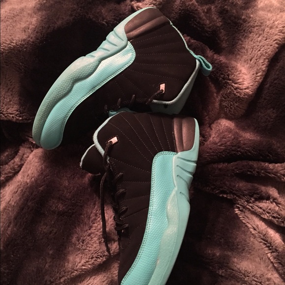 Jordan Retro 12 - Picture 6 of 7